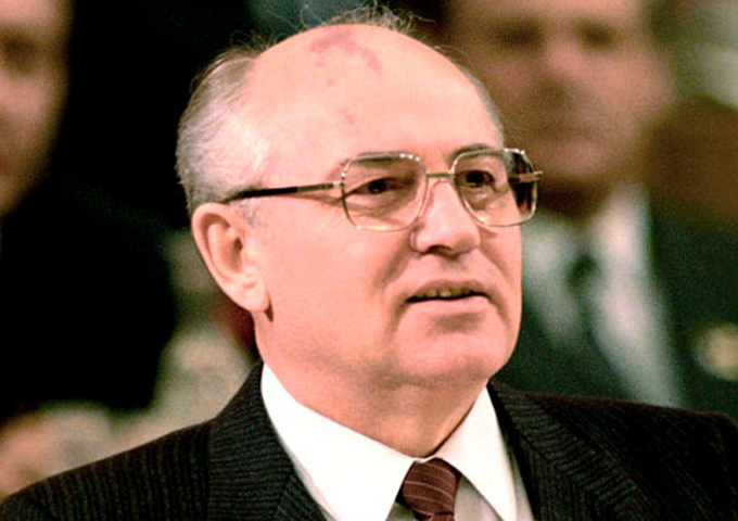 Gorbachov - De RIA Novosti archive - Vladimir Vyatkin - CC-BY-SA 3.0