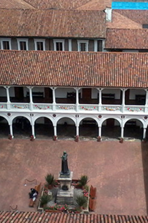 Claustro