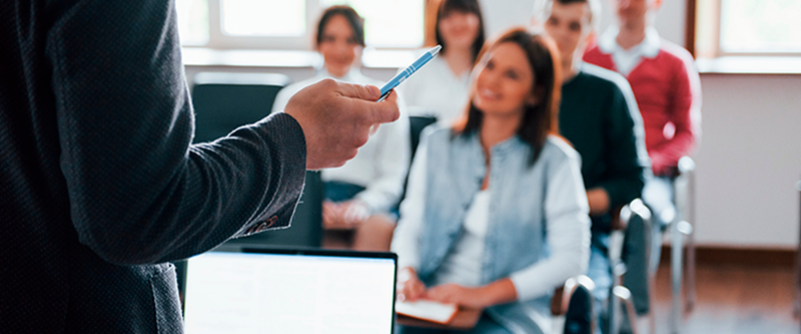  Participa en el curso: Enfoque léxico en la clase de ELE: ¿Qué es y cómo aplicarlo?